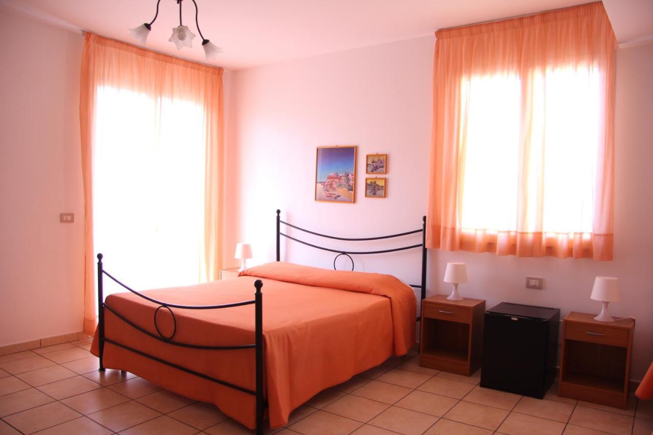 Fragolina B&B Furci Siculo Eksteriør bilde