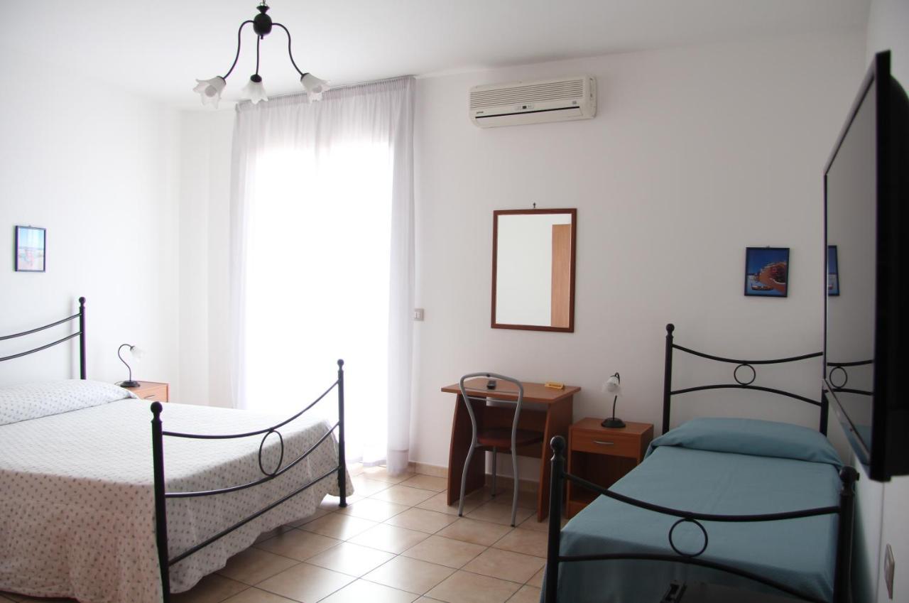 Fragolina B&B Furci Siculo Eksteriør bilde