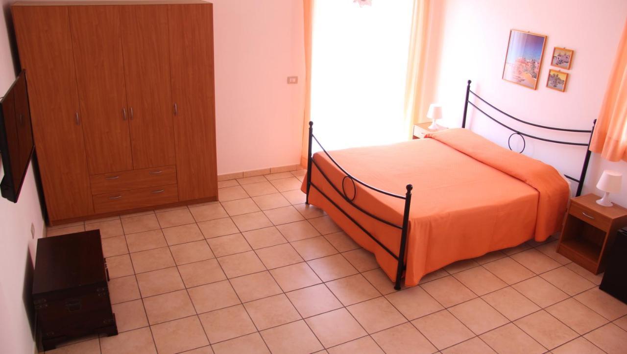 Fragolina B&B Furci Siculo Eksteriør bilde