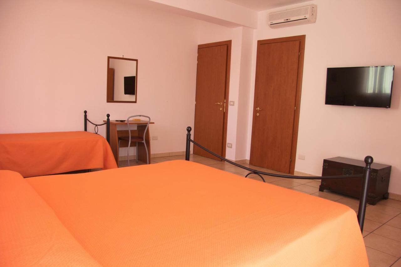 Fragolina B&B Furci Siculo Eksteriør bilde
