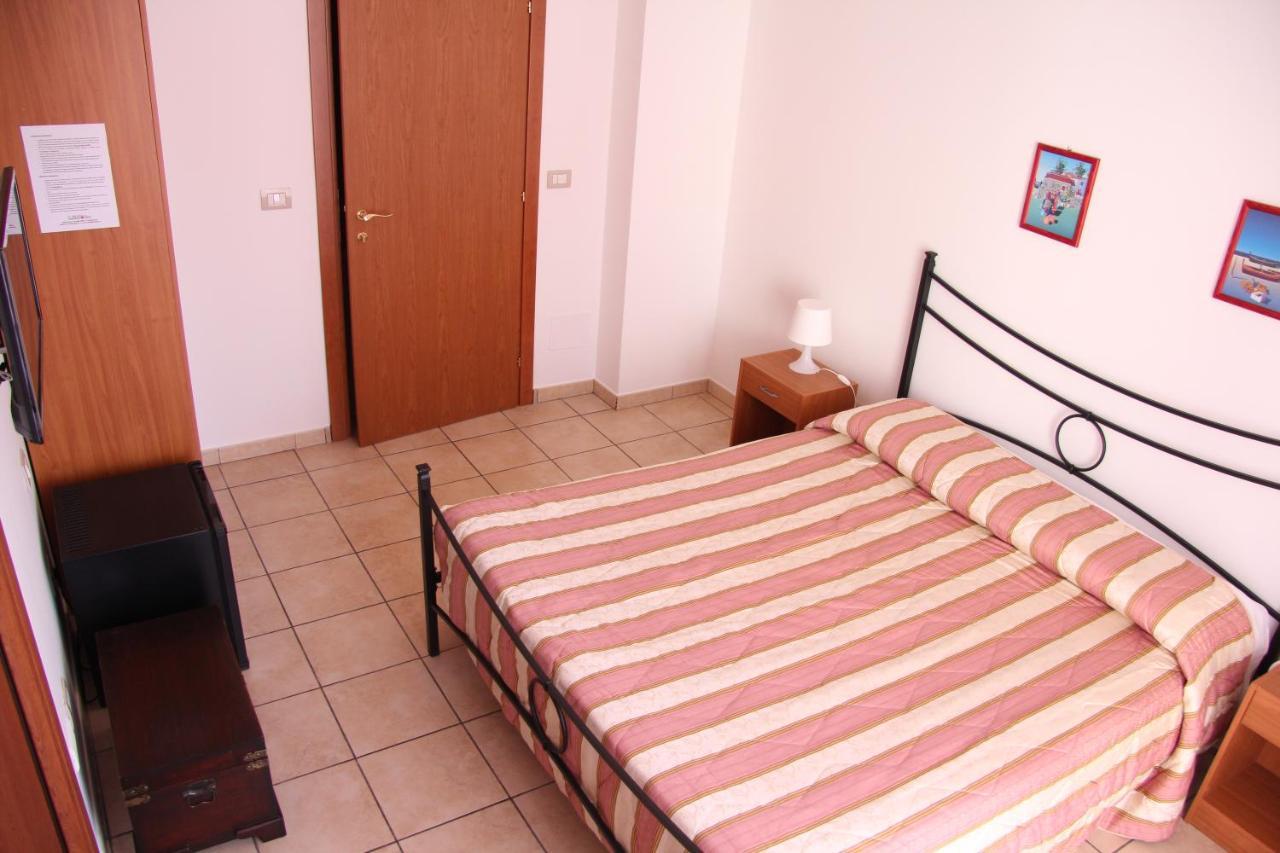 Fragolina B&B Furci Siculo Eksteriør bilde
