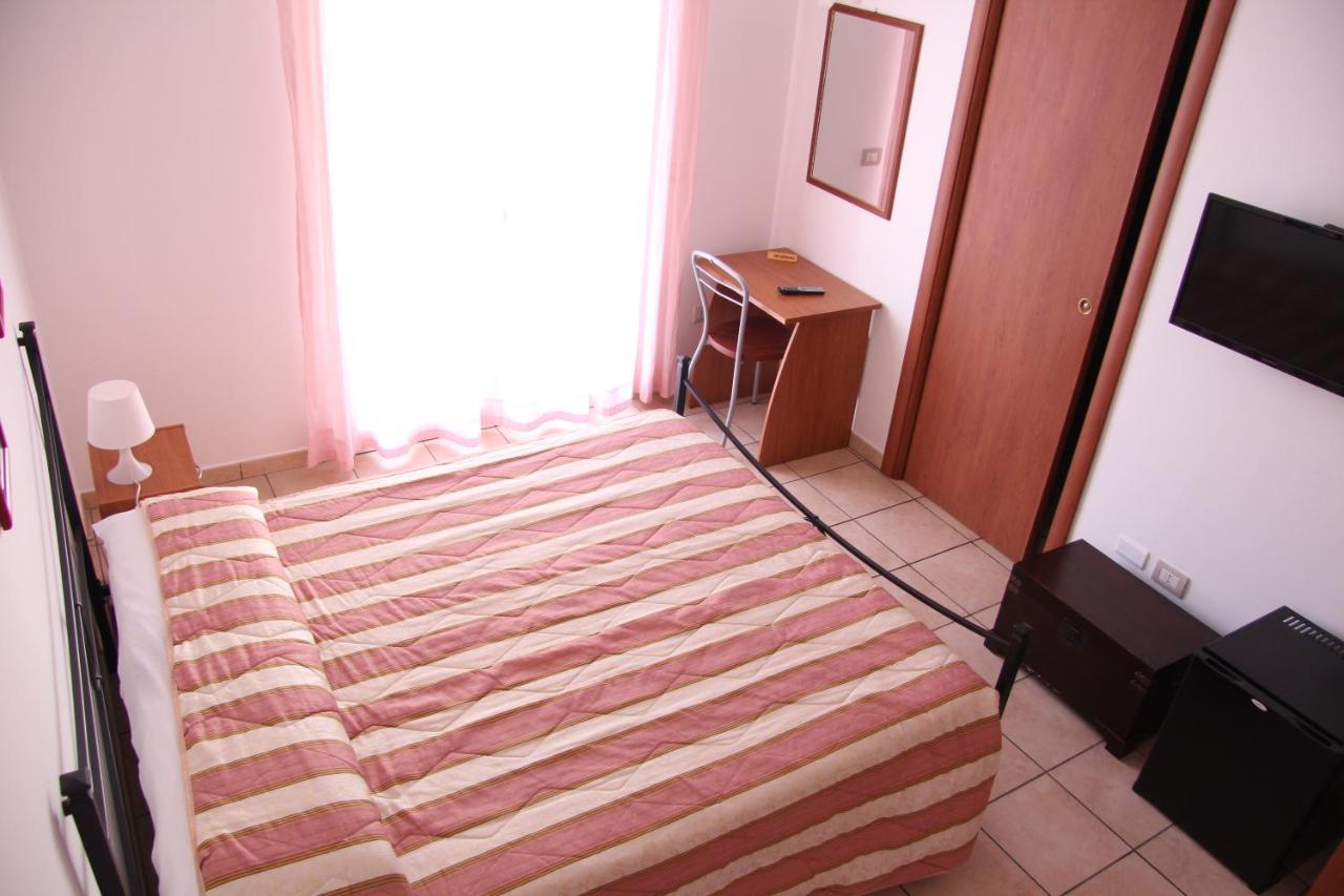 Fragolina B&B Furci Siculo Eksteriør bilde