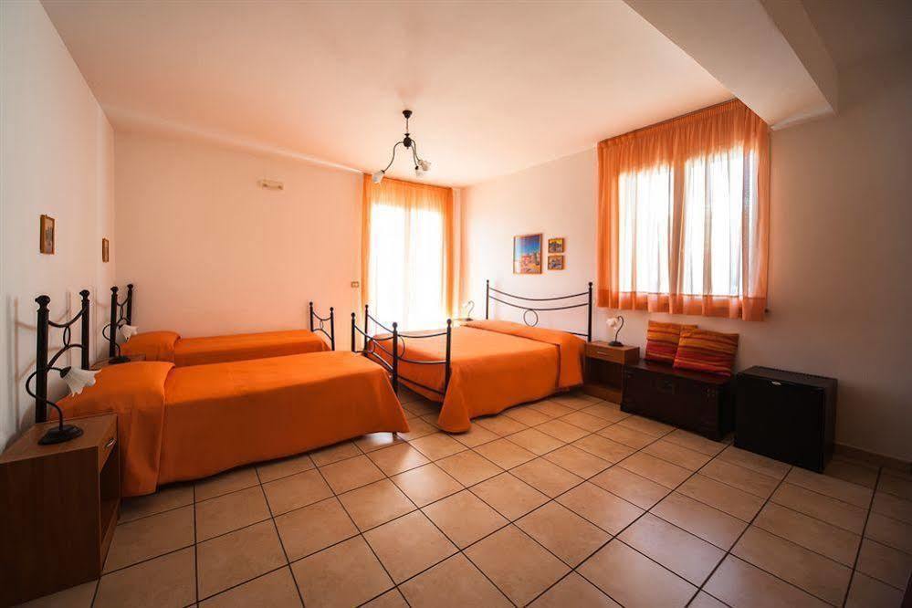 Fragolina B&B Furci Siculo Eksteriør bilde